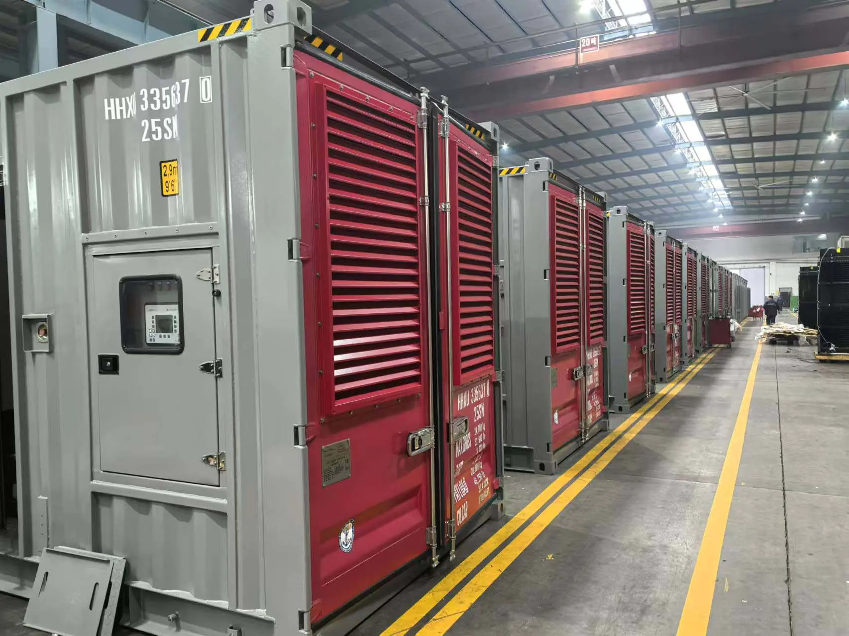1200kW Cummins containerized batch generator set - Image 2